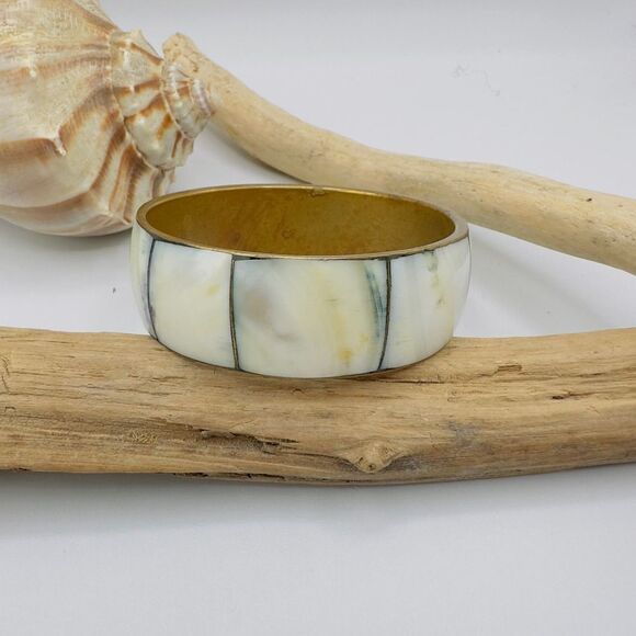 Vintage Mother Of Pearl Brass Jumbo Bangle Bracelet - Picture 1 of 7